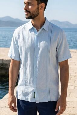 Cubavera Light Blue Camp Shirt Mens Size L Ramie/Cotton Embroidered Resortwear